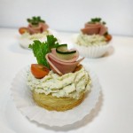 Cakes with sousige