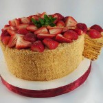 Cake Plombir with caramel.